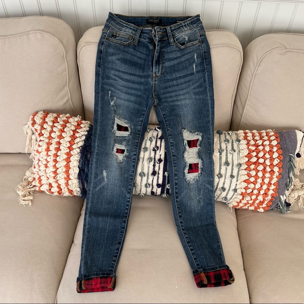 Judy Blue Buffalo Plaid Mid-rise Jeans - Picture 3 of 8